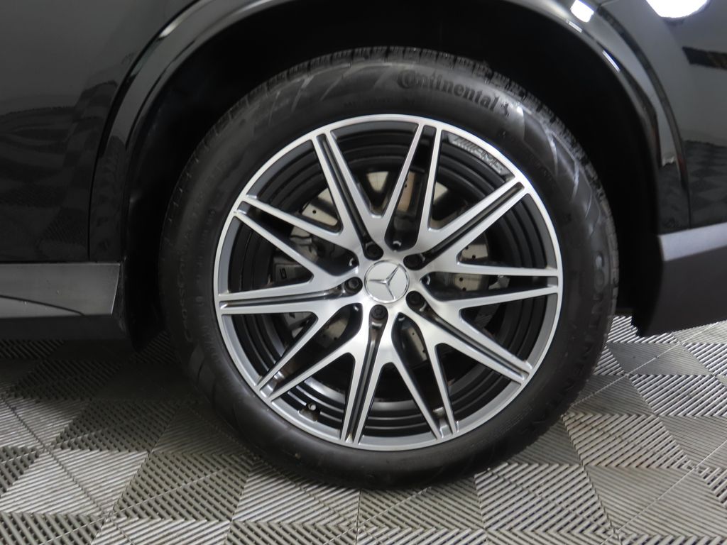 Thumbnail: 2025 Mercedes-Benz GLC - 31