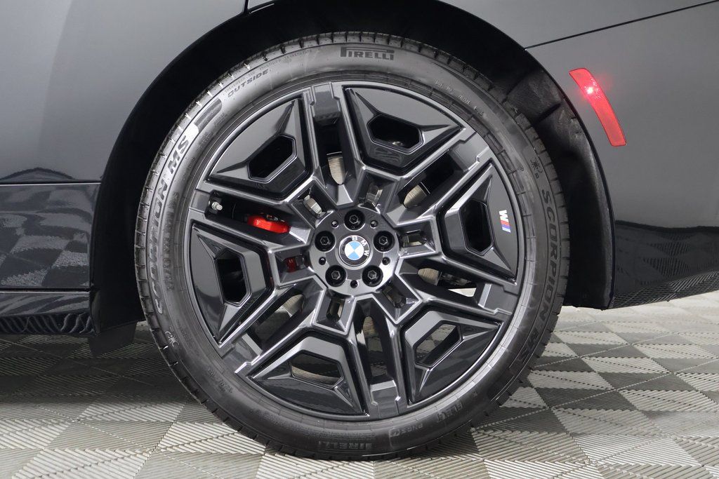 Thumbnail: 2026 BMW iX - 9