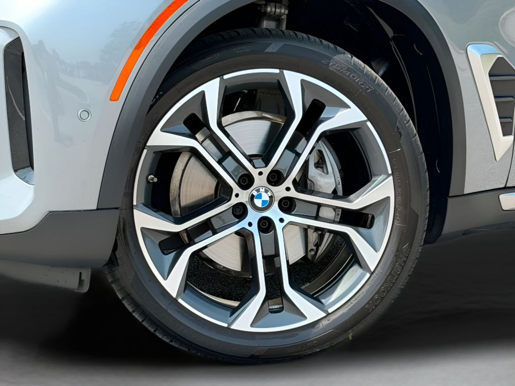 Certified Used 2025 Gray BMW sDrive40i image 26