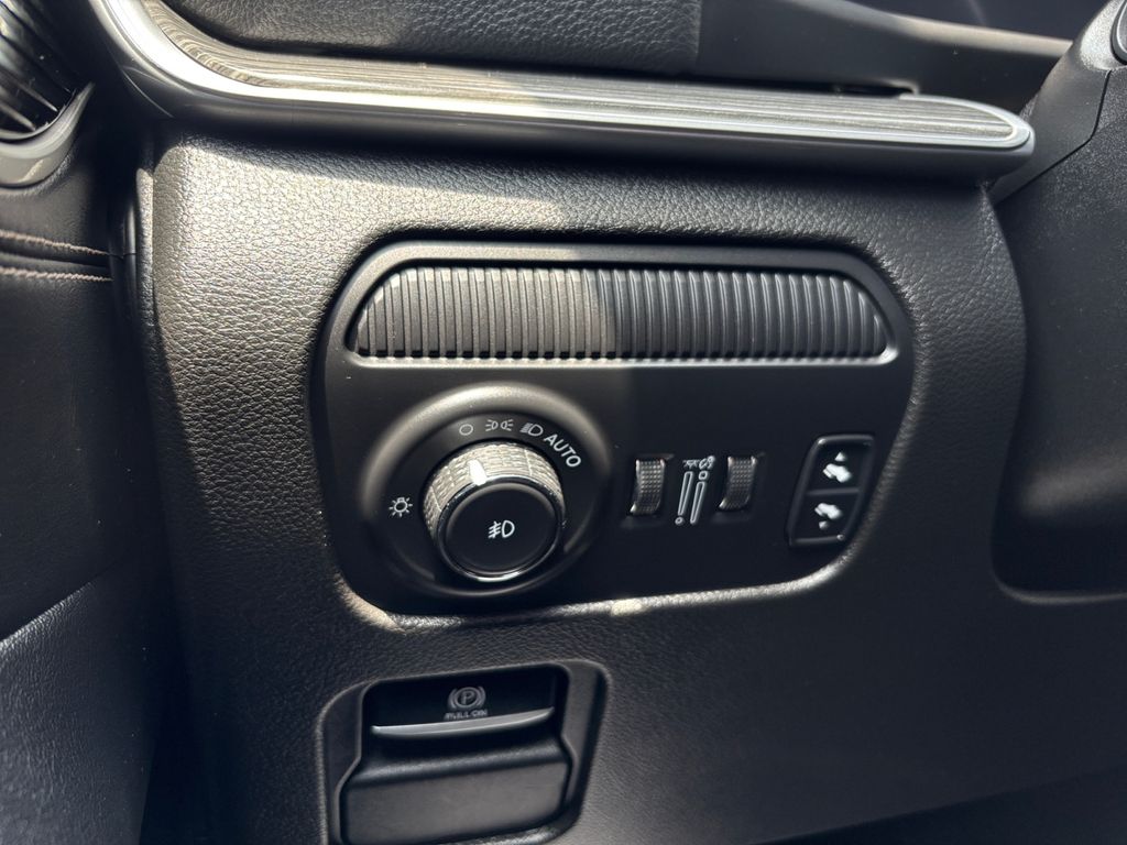 Used Car 2024 Jeep Wagoneer L  Series Ii For Sale Under $40,000 In Austin, Texas
