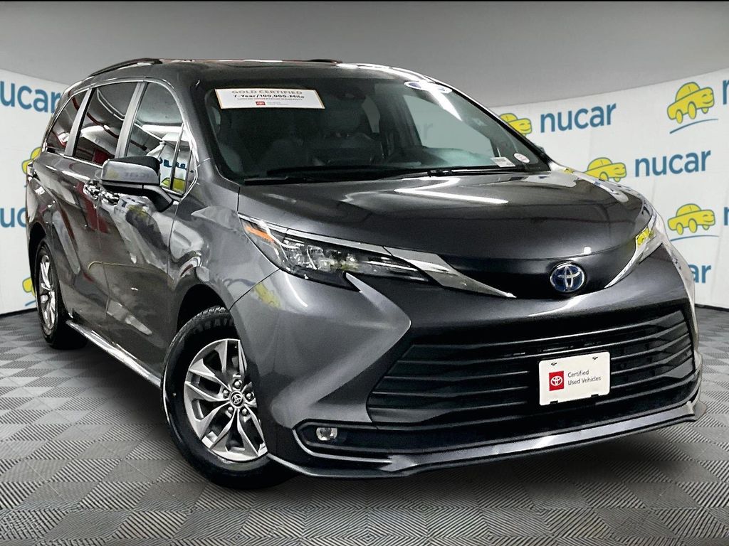 Magnetic Gray Metallic 2025 Toyota Sienna Minivan Front-Wheel Drive Continuously Variable Transmission