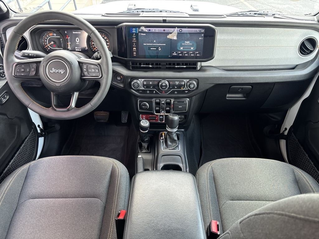 Used 2024 Jeep Wrangler SUV