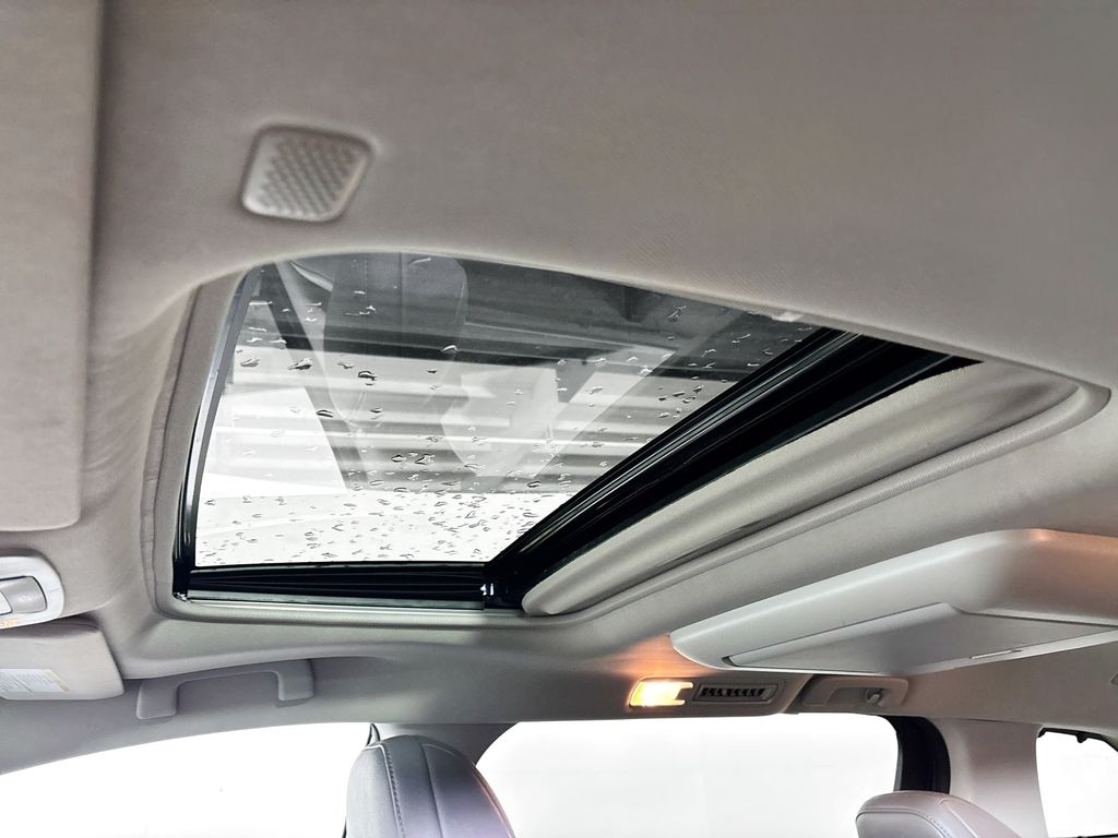 2023 Toyota Sienna Limited