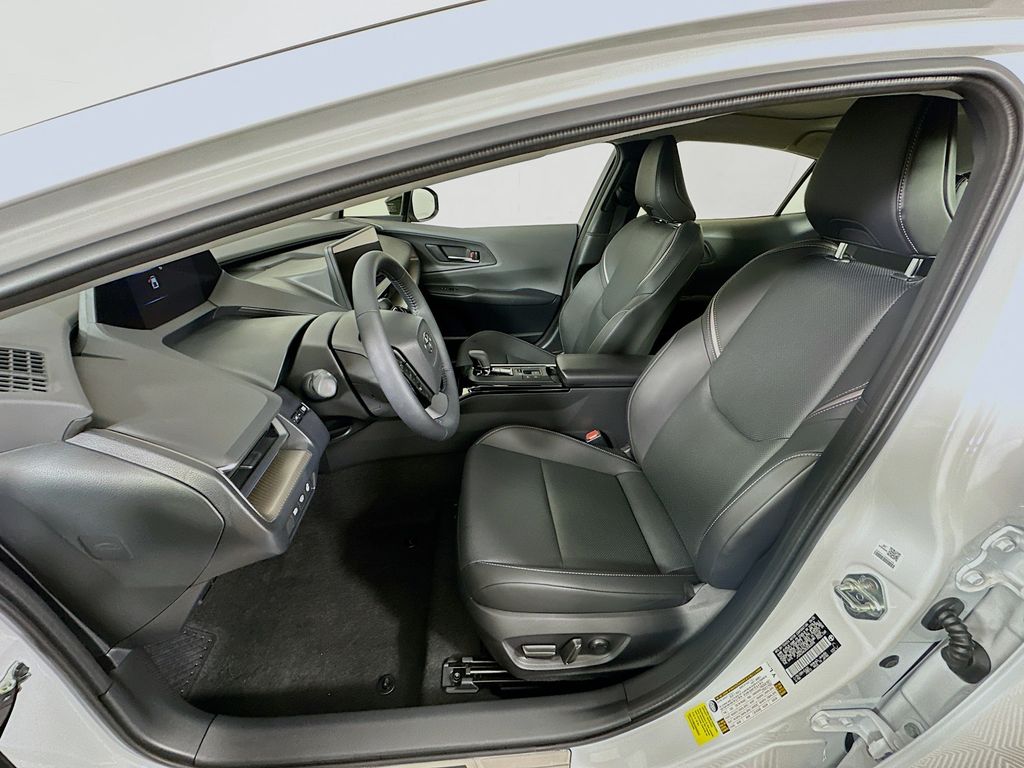 Thumbnail: 2025 Toyota Prius - 21