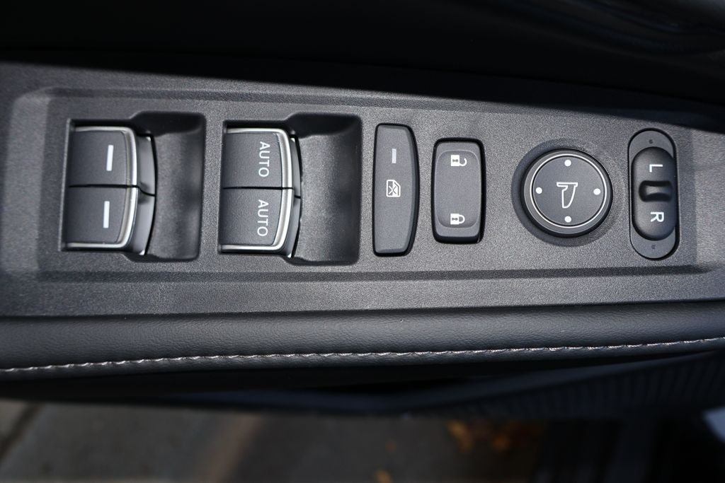 Thumbnail: 2025 Honda Accord - 15