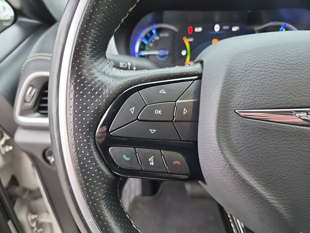 Used Car 2020 Chrysler Pacifica Hybrid  Limited For Sale Under $30,000 In Austin, Texas