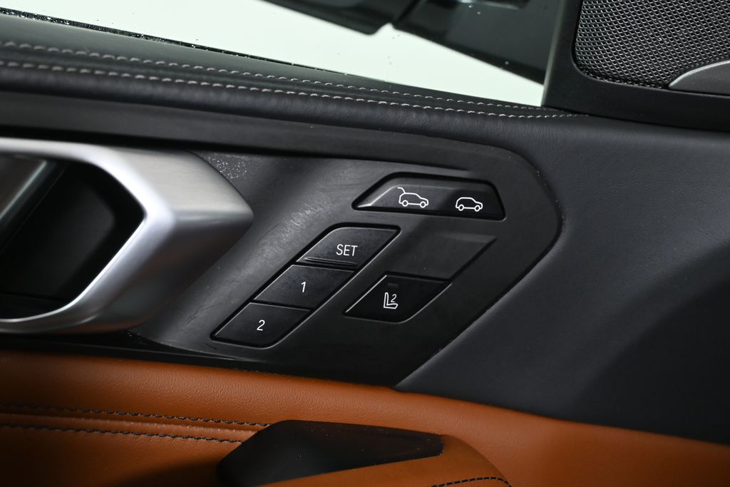 Thumbnail: 2023 BMW X6 - 31