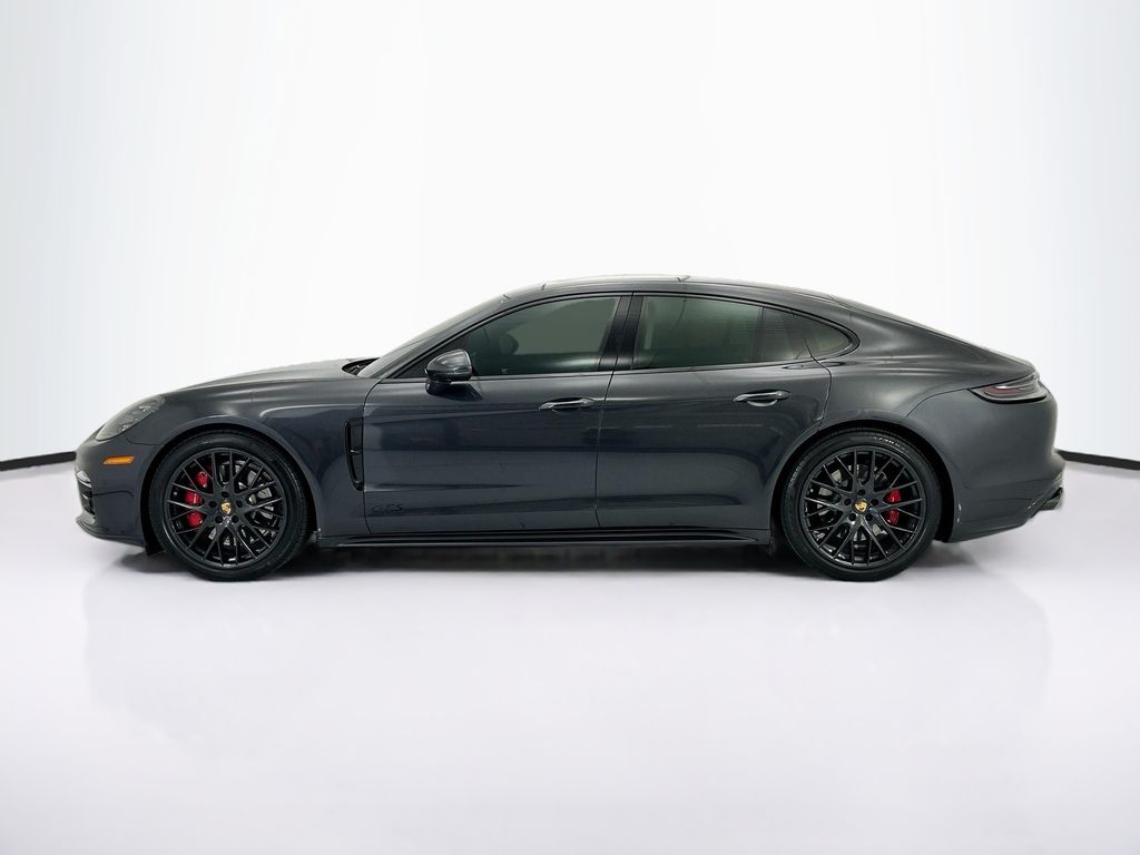 Thumbnail: 2022 Porsche Panamera - 2