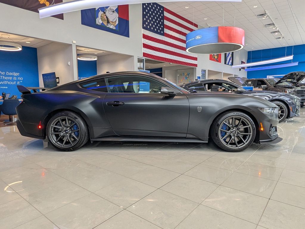 2025 Ford Mustang Dark Horse Fastback