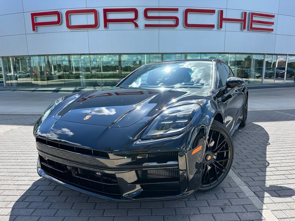 Thumbnail: 2026 Porsche Panamera - 1
