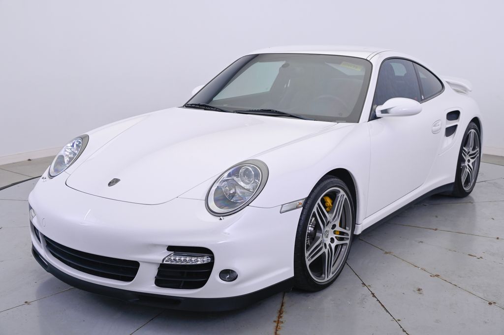 Thumbnail: 2009 Porsche 911 - 1