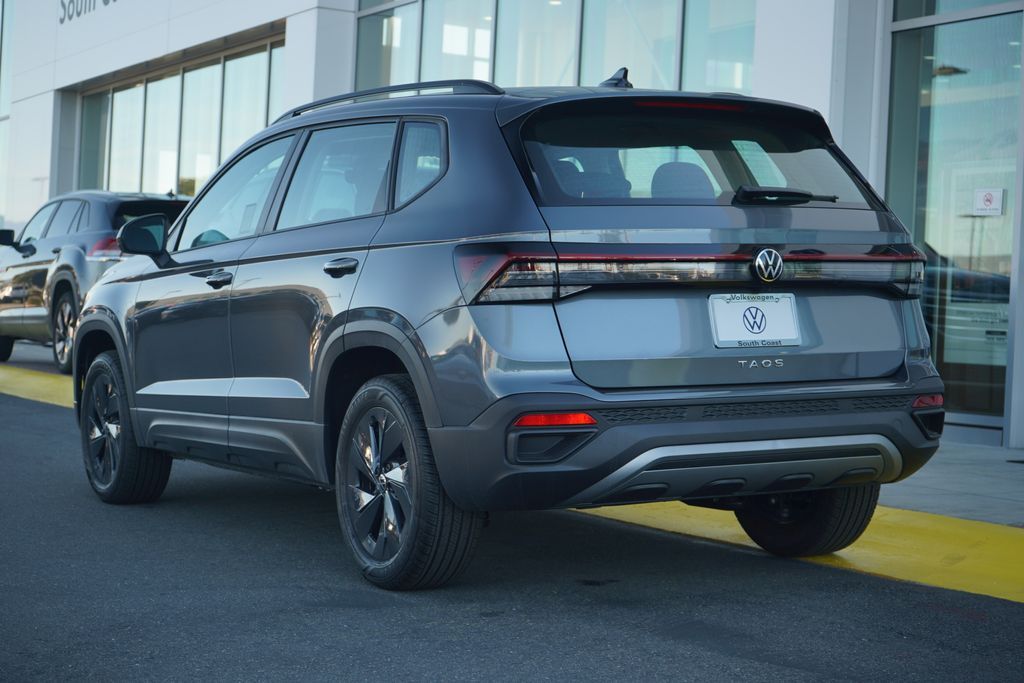 Thumbnail: 2026 Volkswagen Taos - 3