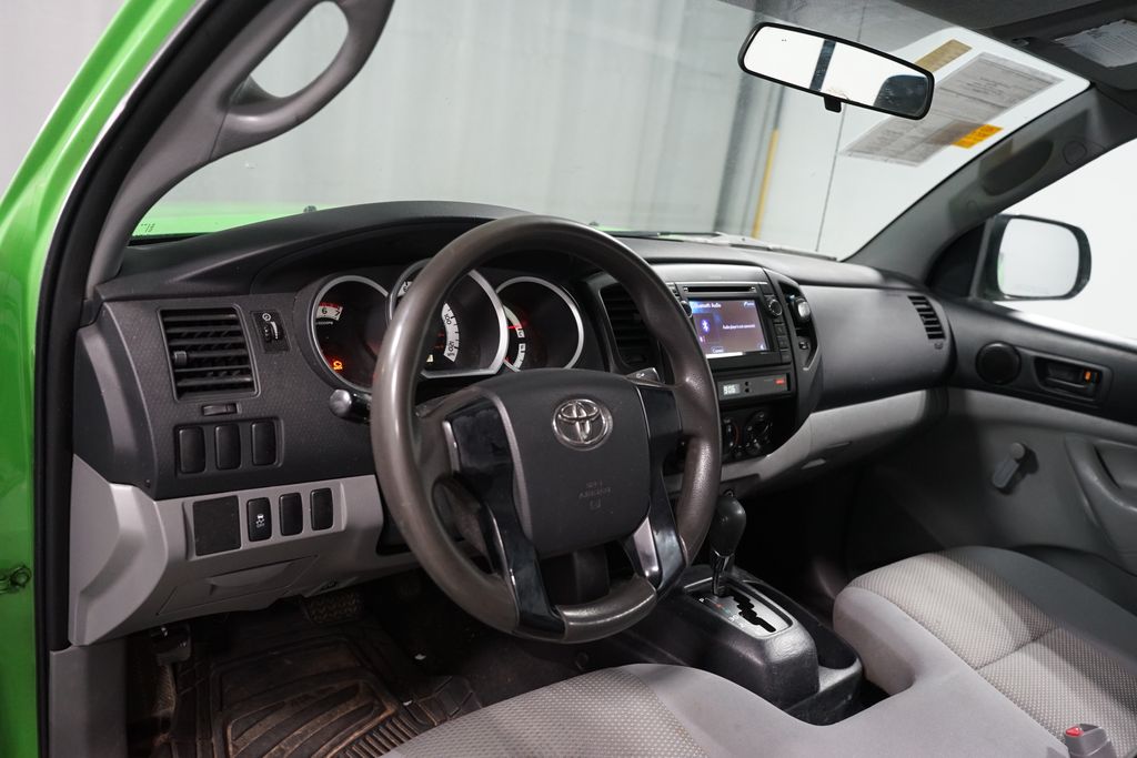 Thumbnail: 2013 Toyota Tacoma - 7