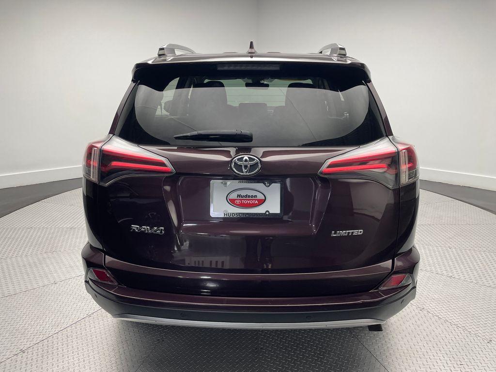 Thumbnail: 2017 Toyota RAV4 - 6