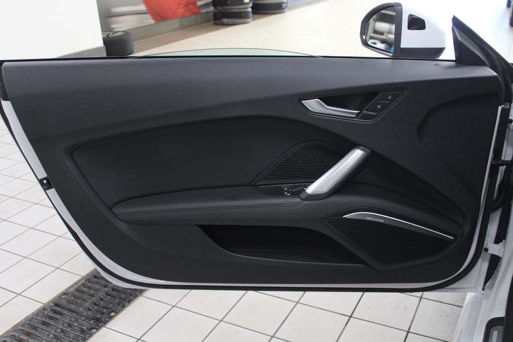 Thumbnail: 2022 Audi TT - 14