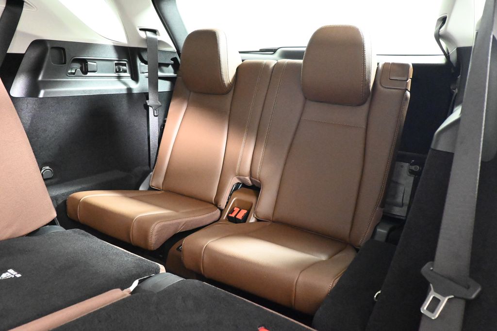 Thumbnail: 2026 Mercedes-Benz GLE - 30