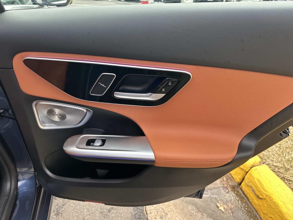 Thumbnail: 2025 Mercedes-Benz C-Class - 22