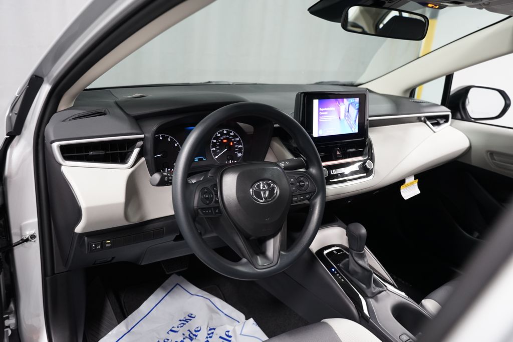 Thumbnail: 2025 Toyota Corolla - 11