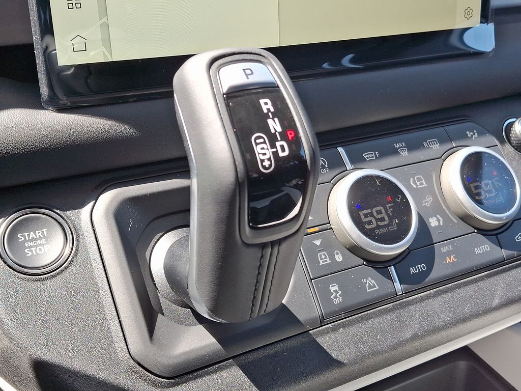2025 Land Rover Defender 110 12