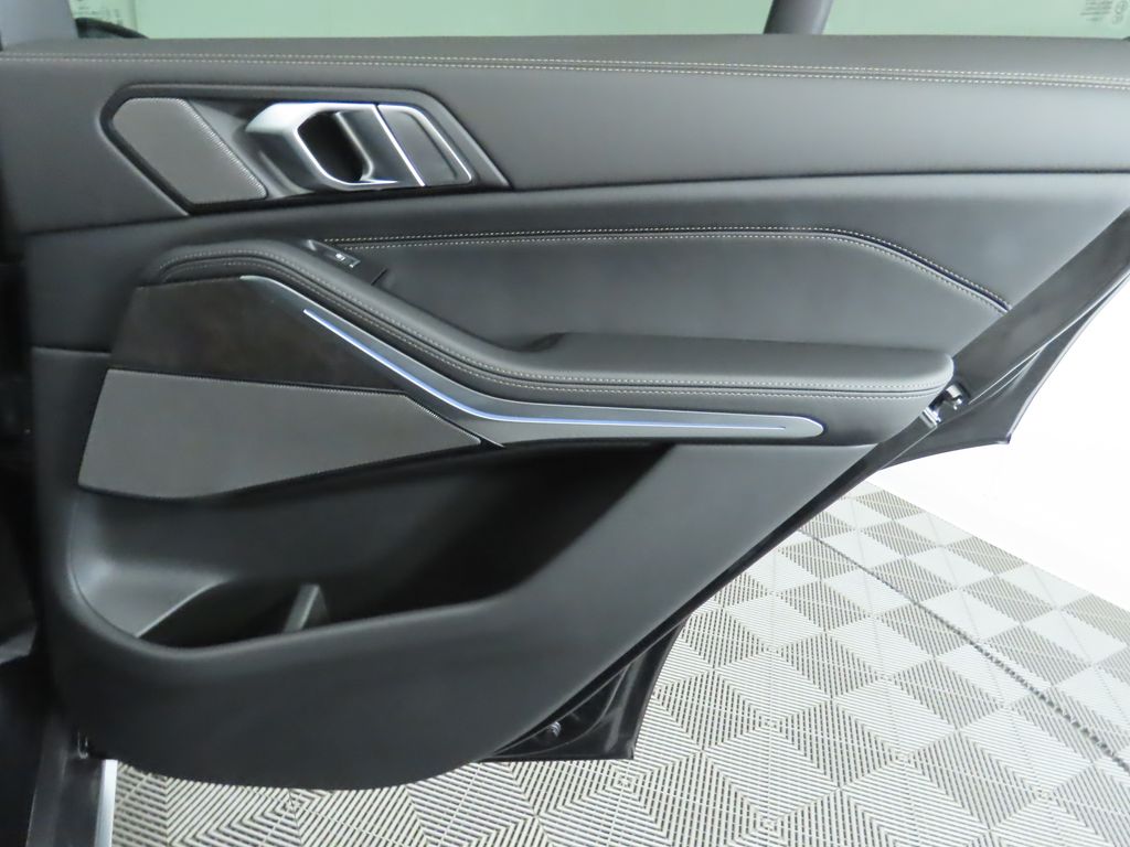 Thumbnail: 2026 BMW X5 - 28