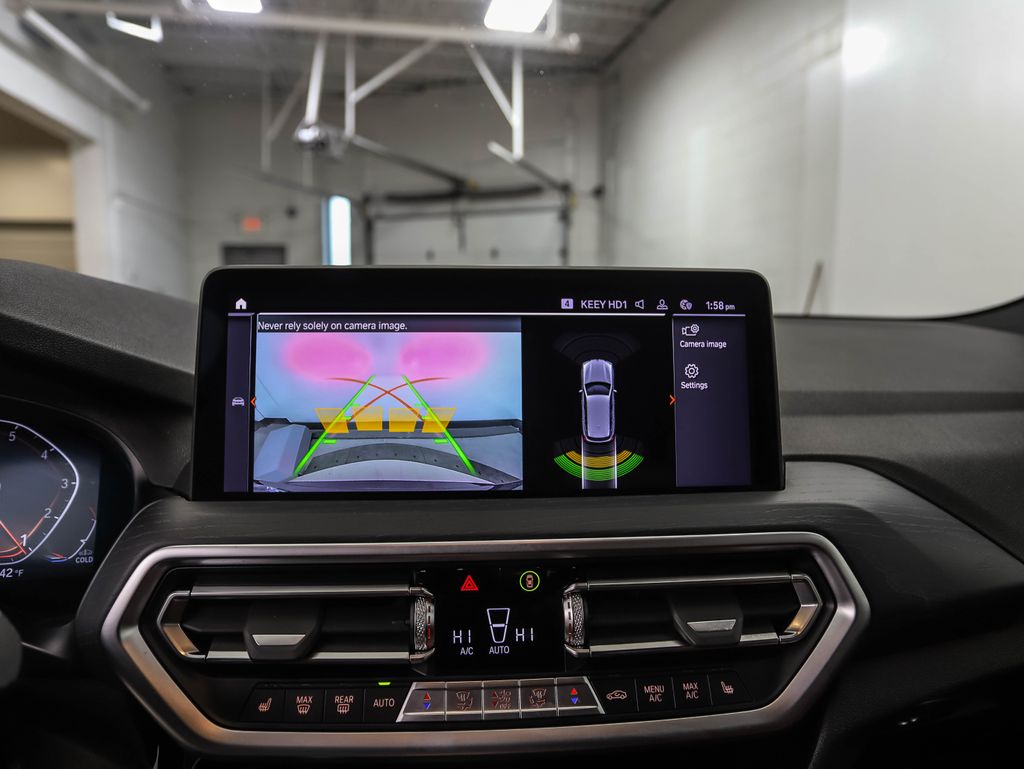 Thumbnail: 2022 BMW X3 - 18