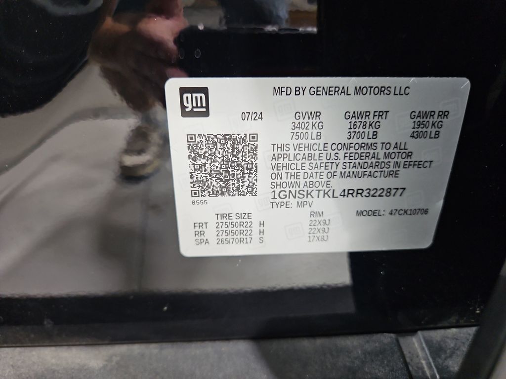 Used 2024 Black Chevrolet High Country image 31