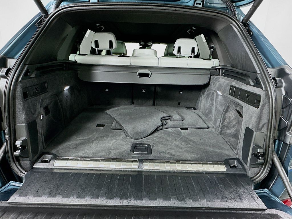 Thumbnail: 2025 BMW X5 - 27