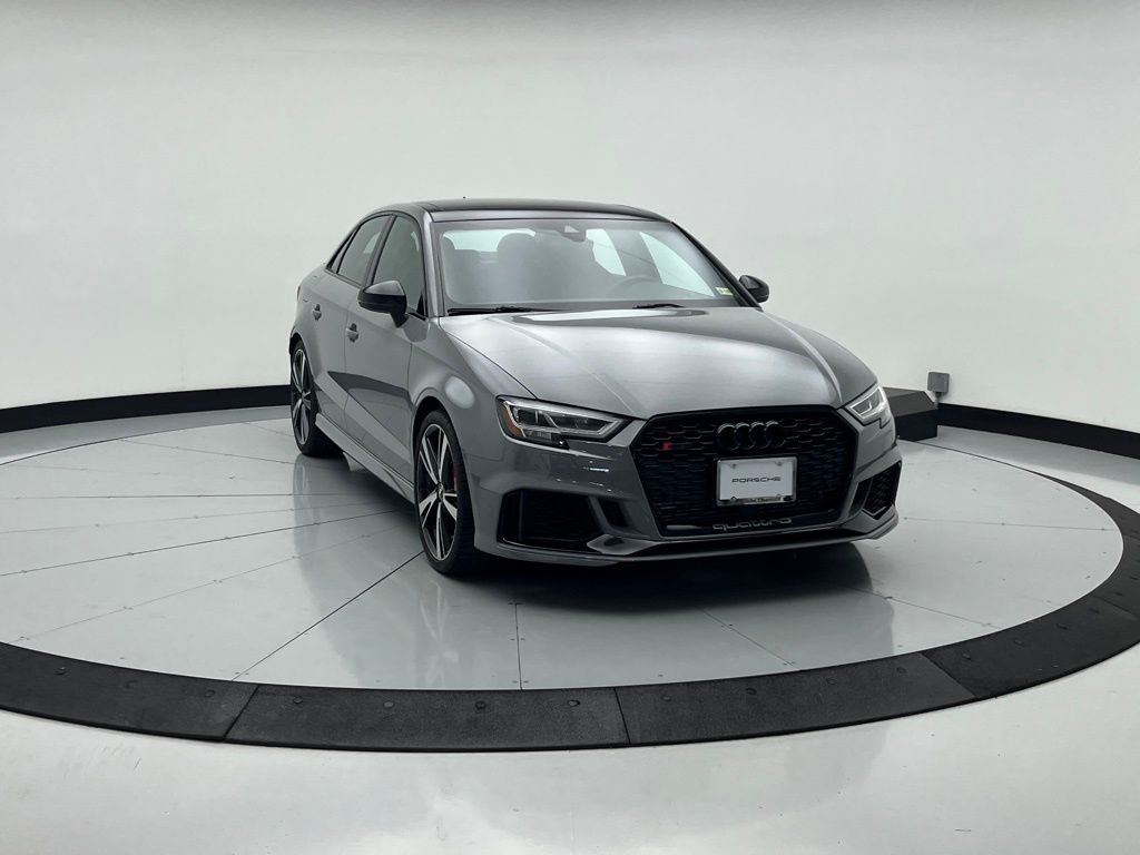 Thumbnail: 2020 Audi RS 3 - 8