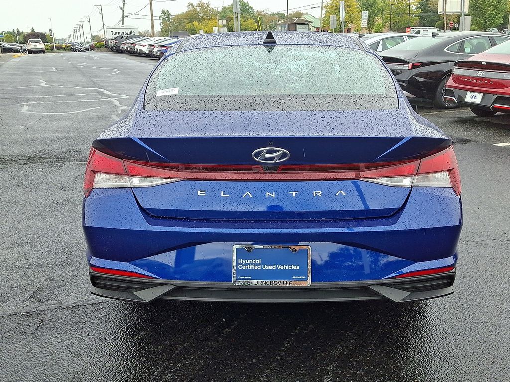 Thumbnail: 2023 Hyundai Elantra - 5