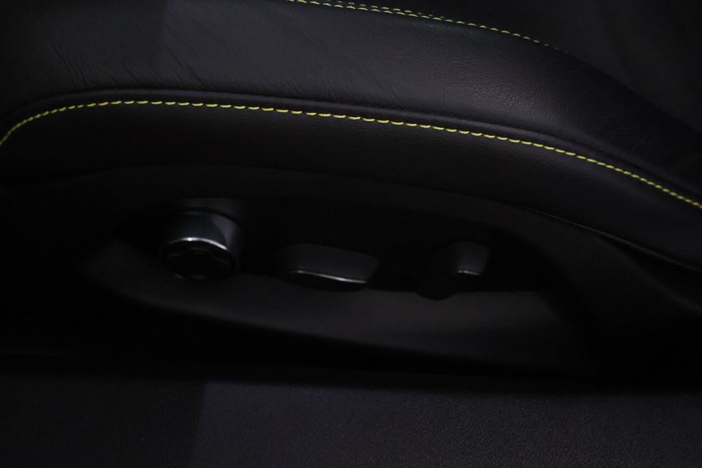 Thumbnail: 2021 Chevrolet Corvette - 20