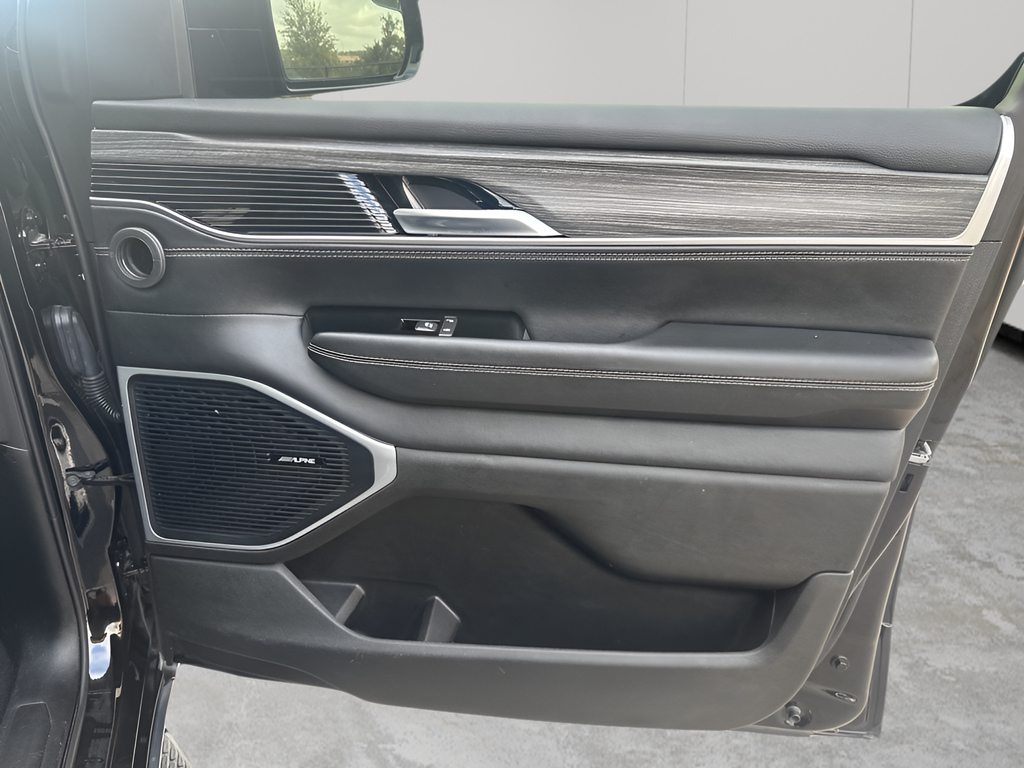 Used Car 2024 Jeep Wagoneer  Series Ii For Sale Under $50,000 In Austin, Texas