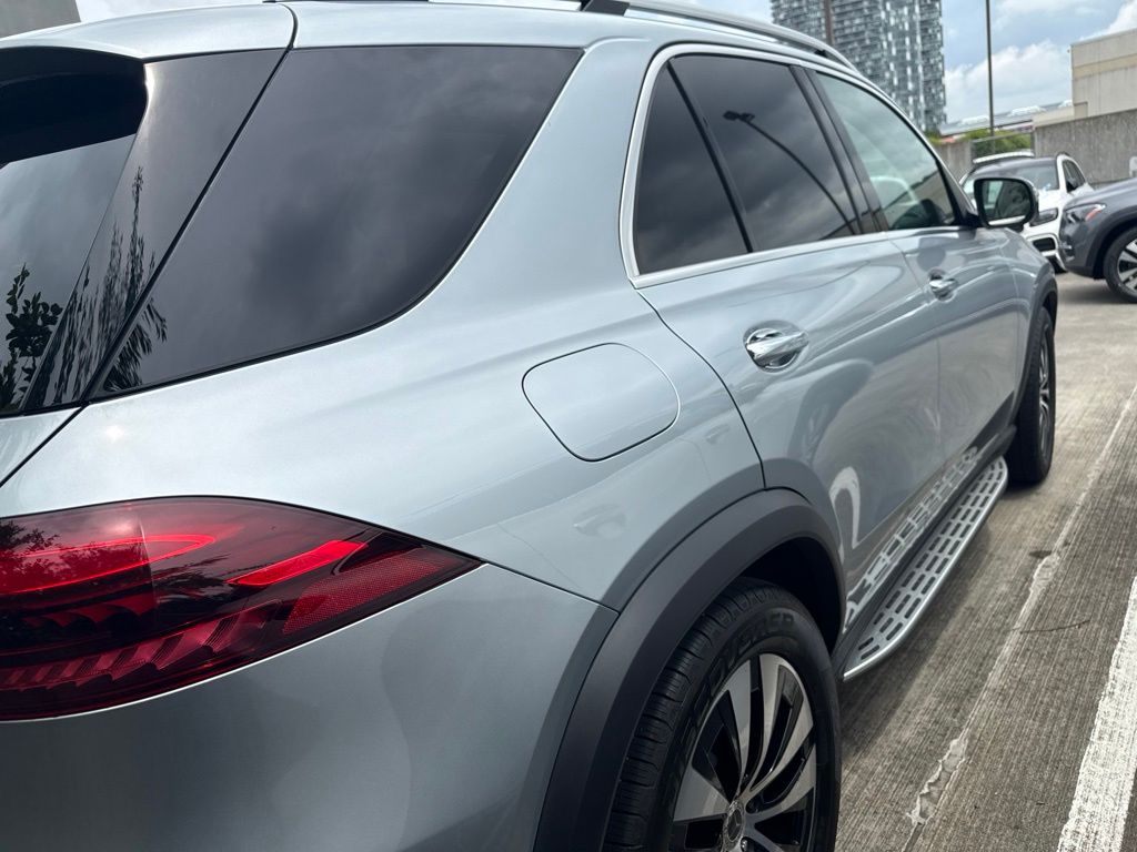Thumbnail: 2026 Mercedes-Benz GLE - 3