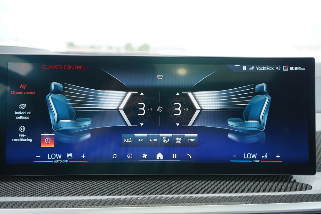 Thumbnail: 2026 BMW X7 - 17