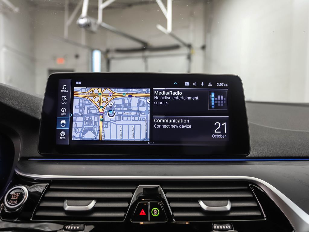 Thumbnail: 2023 BMW 5 Series - 15