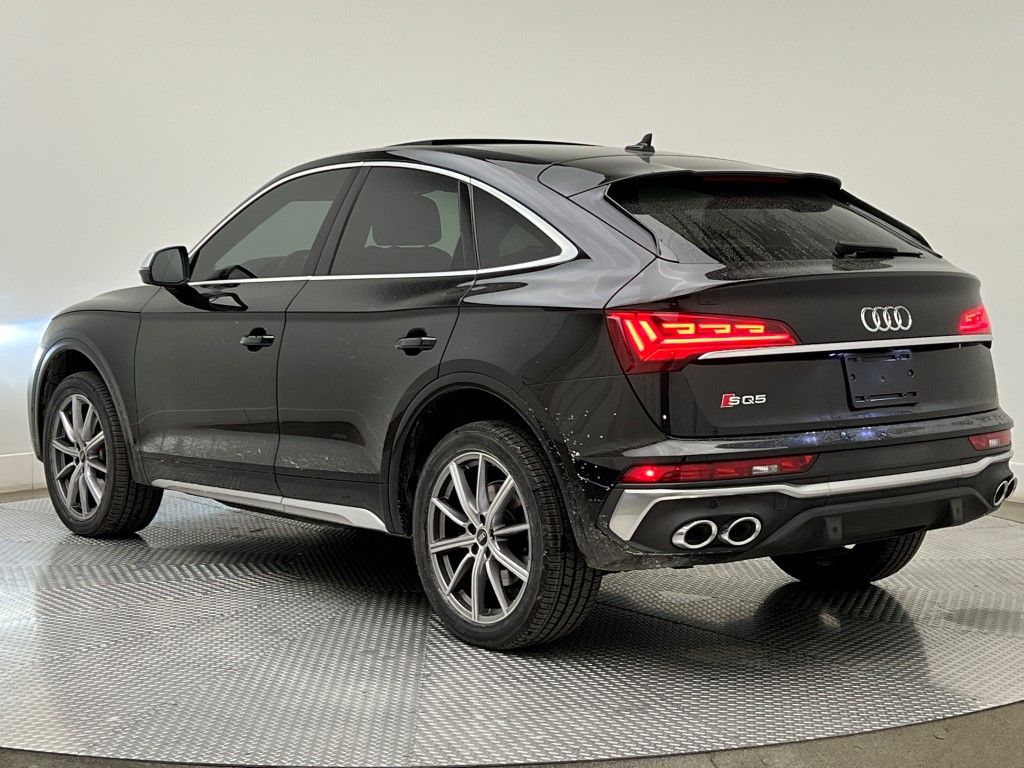 Thumbnail: 2023 Audi SQ5 - 4