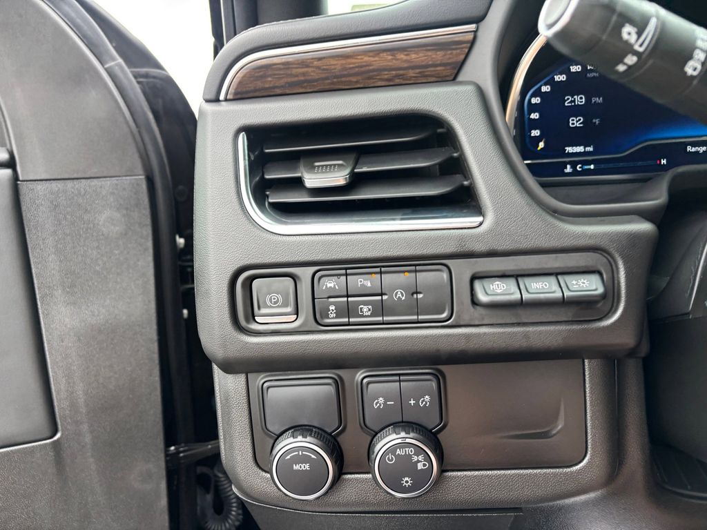 Used Car 2023 Chevrolet Suburban  Premier For Sale Under $50,000 In Austin, Texas