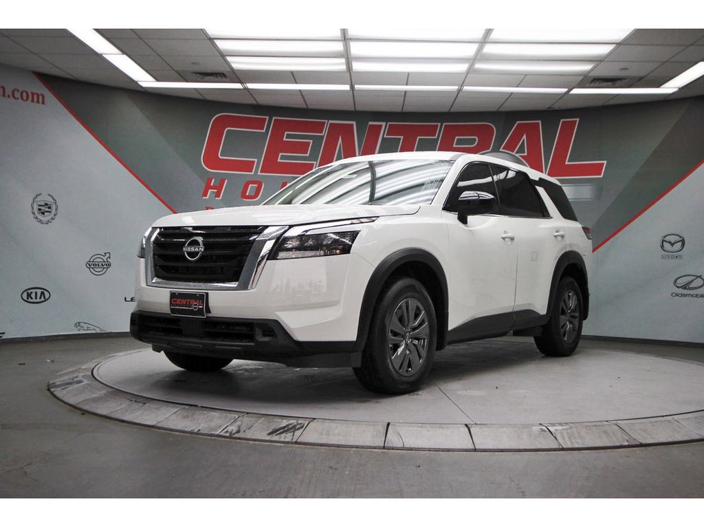 2025 Nissan Pathfinder S - 1