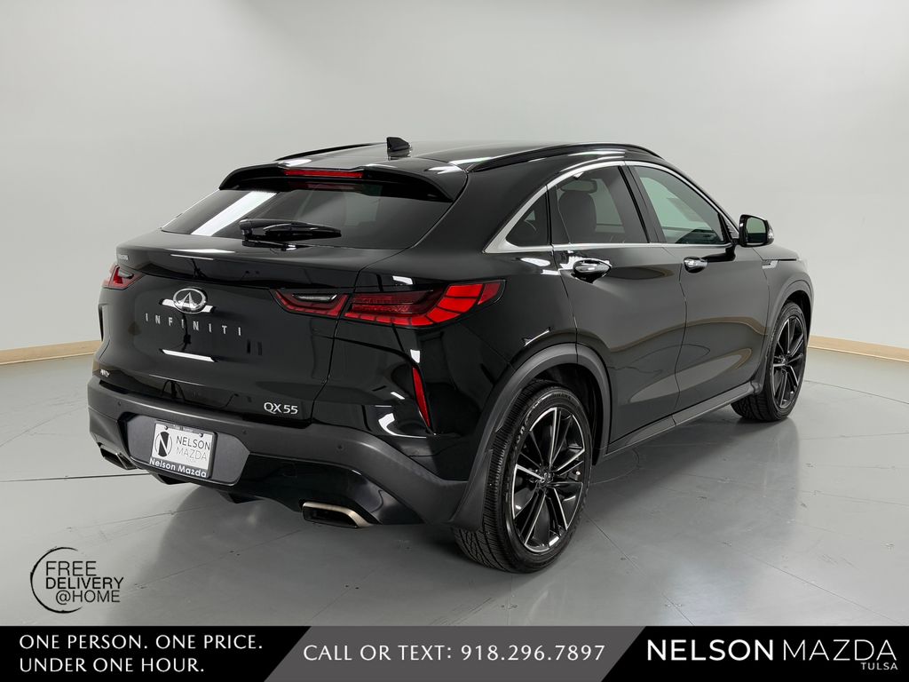 Used 2022 Black INFINITI LUXE image 6