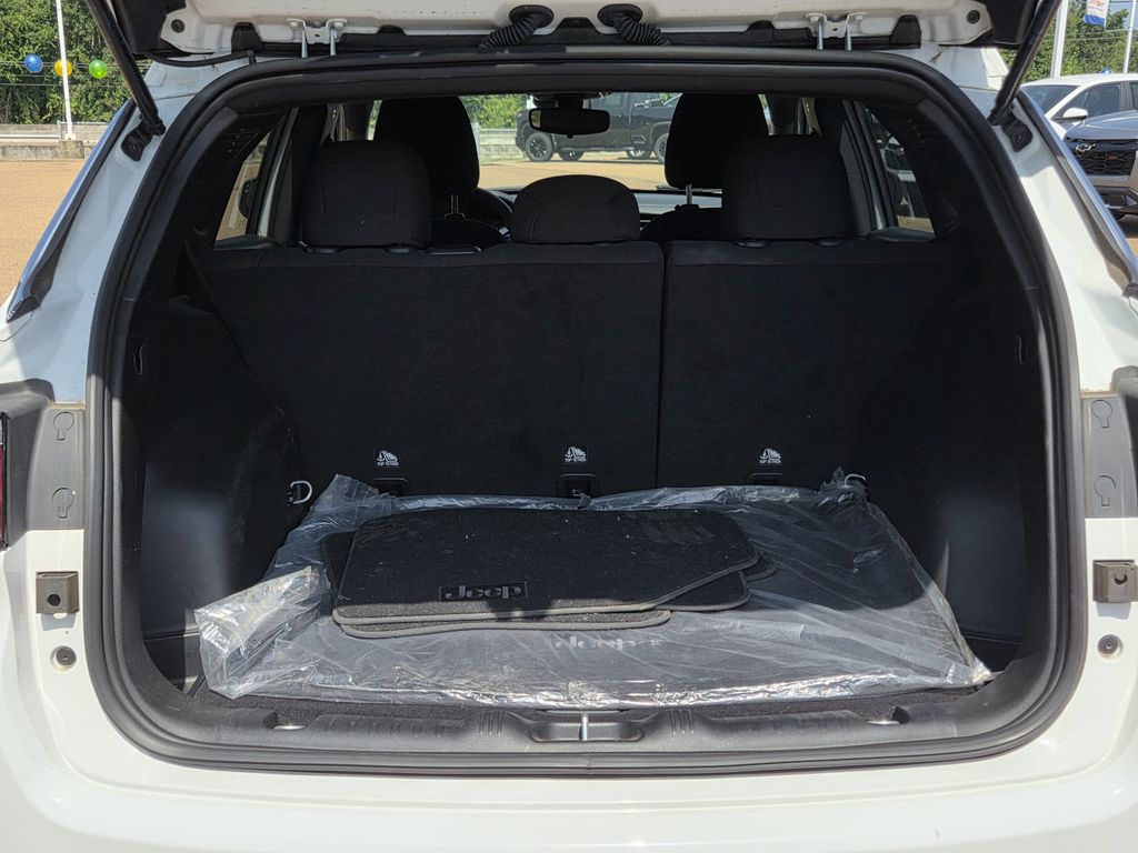Used 2025 Jeep Compass SUV