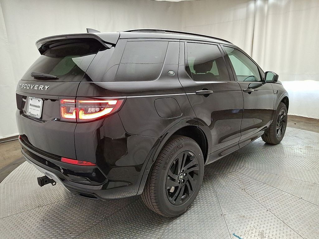 Thumbnail: 2025 Land Rover Discovery Sport - 3