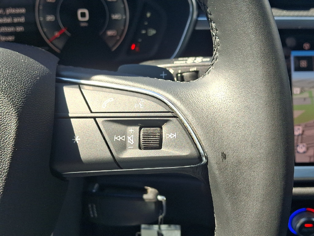 Thumbnail: 2023 Audi Q3 - 23
