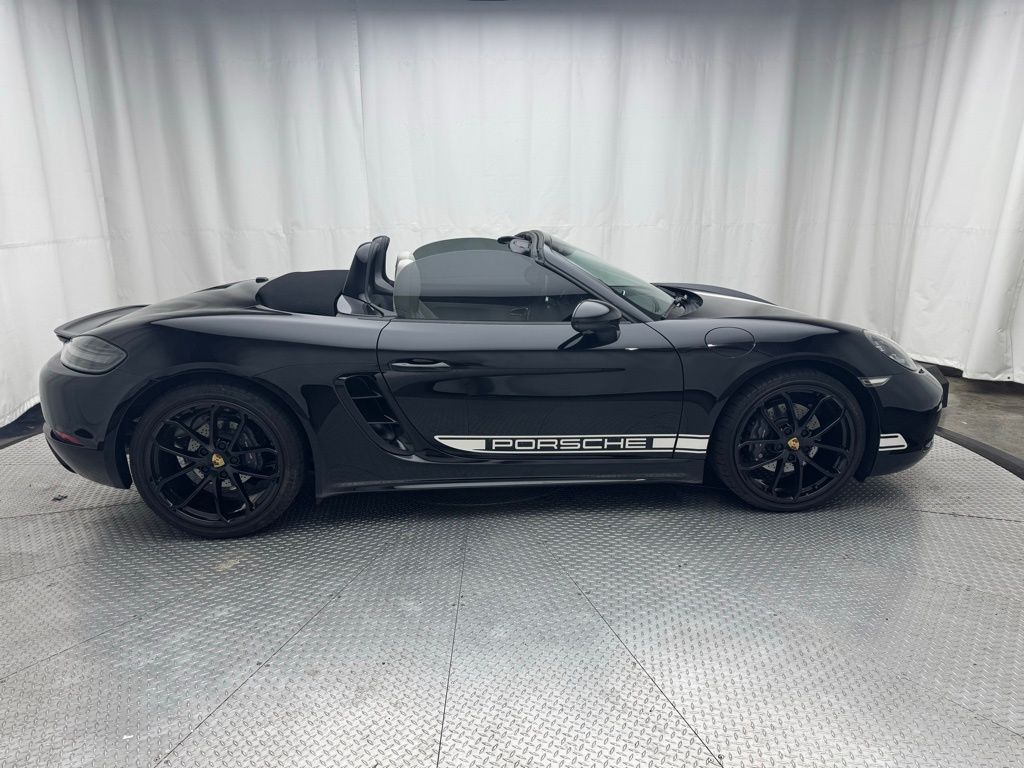 2024 Porsche 718 Boxster Style Edition 17