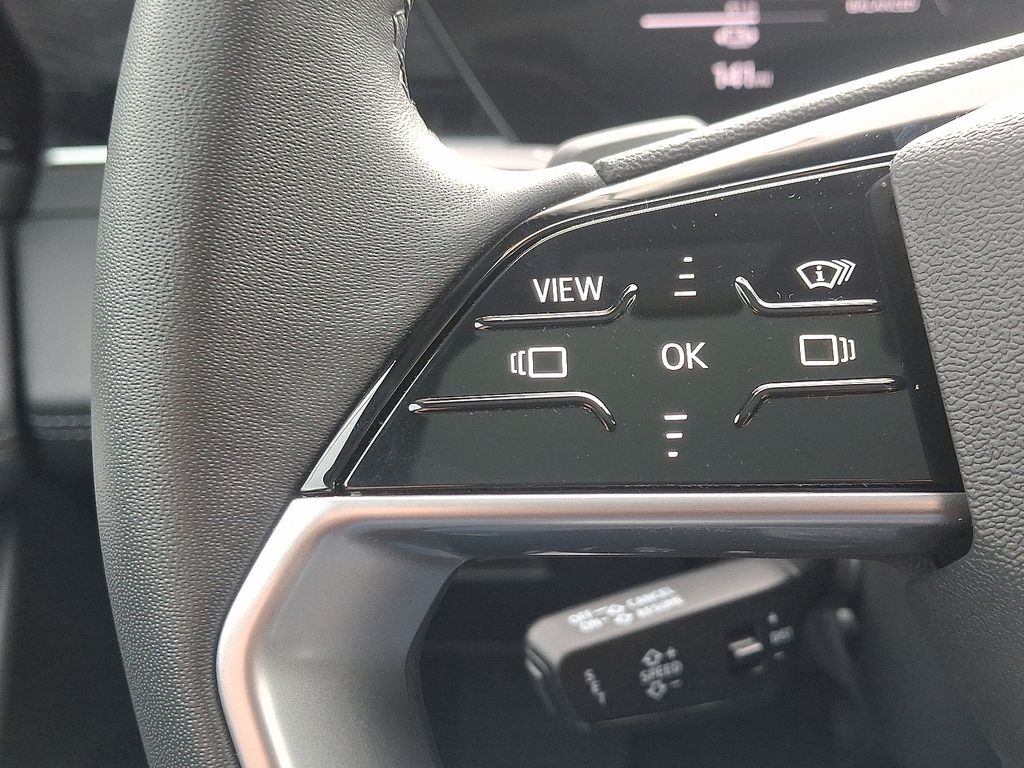 Thumbnail: 2025 Audi e-tron S - 21