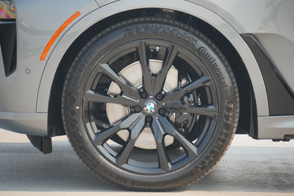 Thumbnail: 2026 BMW X7 - 5