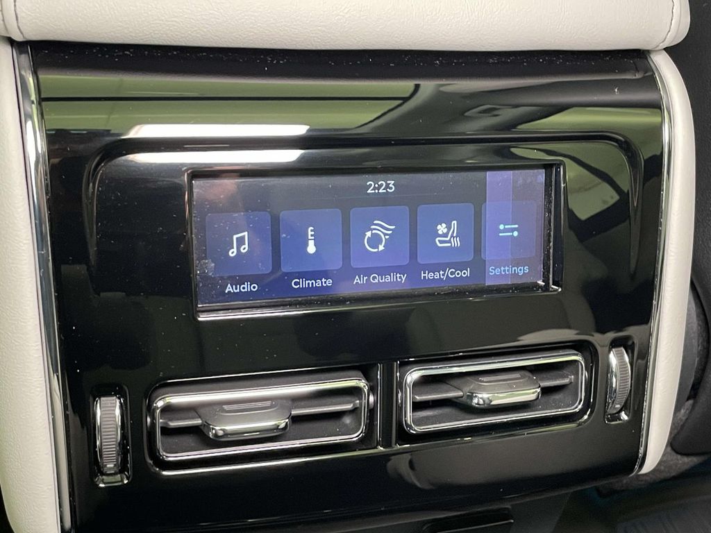 2026 Lincoln Aviator Reserve White at Phil Fitts Ford