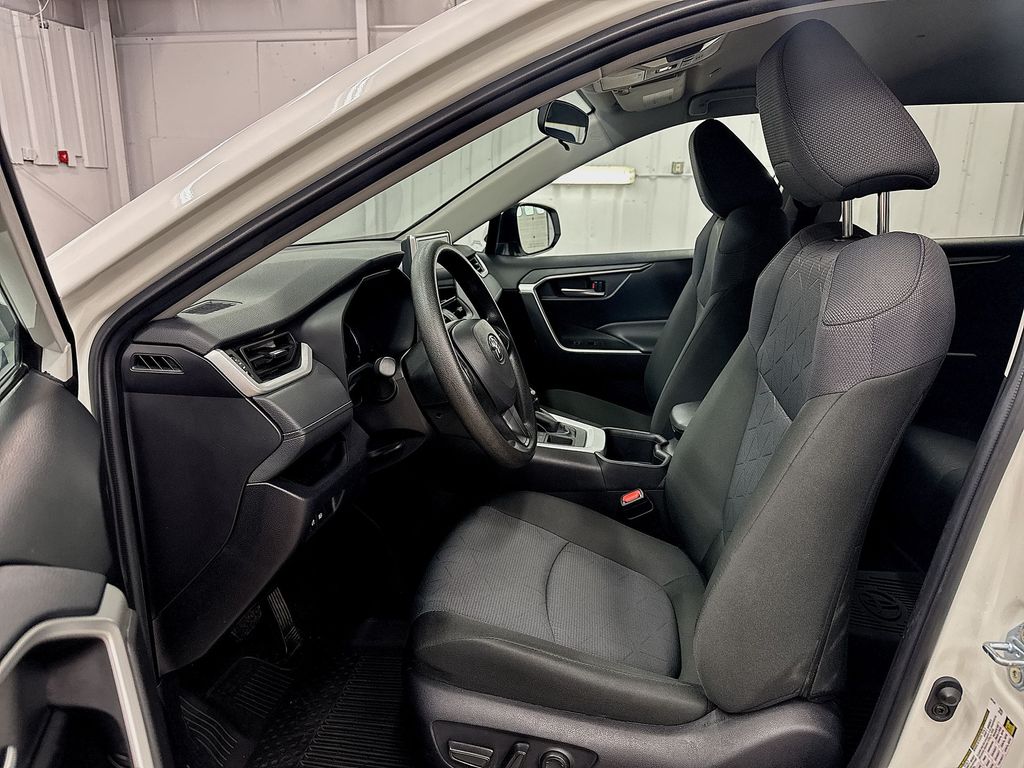 Used 2025 Toyota RAV4 SUV