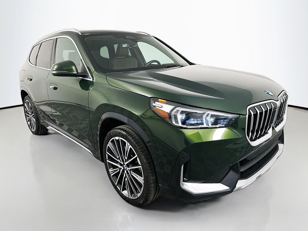 Thumbnail: 2025 BMW X1 - 3