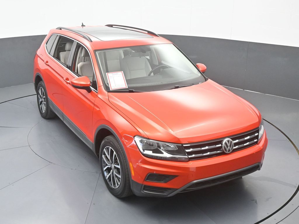 Used 2019 Orange Metallic Volkswagen 2.0T SE image 51