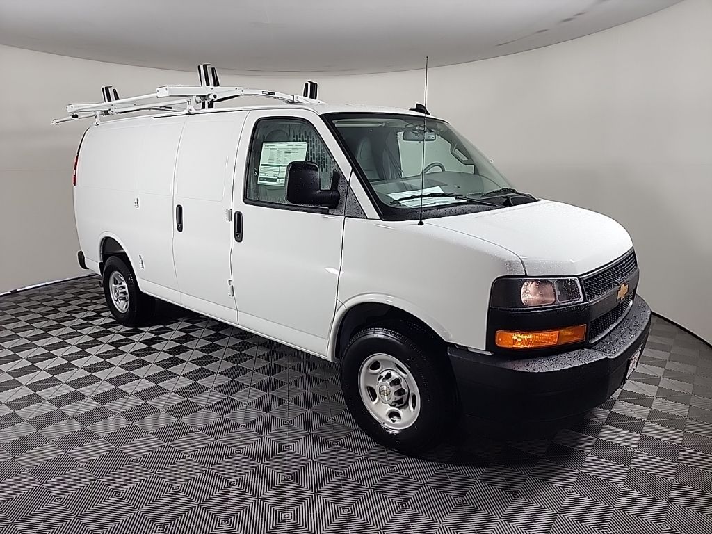 Summit White 2025 Chevrolet Express Cargo 3500 RWD Van Rear-Wheel Drive 8-Speed Automatic Overdrive