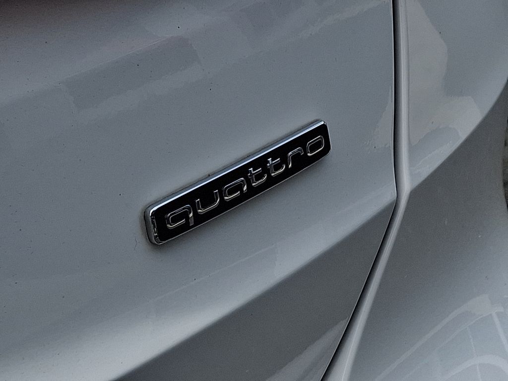 Thumbnail: 2023 Audi Q3 - 29